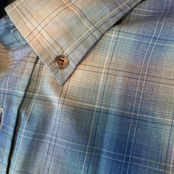 Gander Mtn button front plaid shirt Men’s Large - Picture 4 of 6